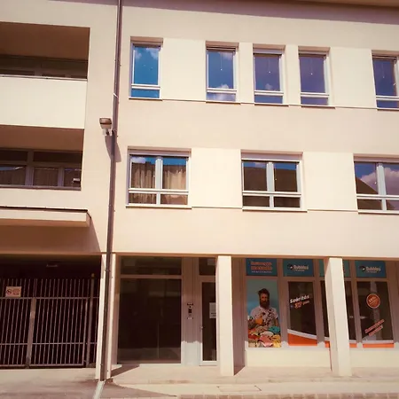 Welcome To * Beci